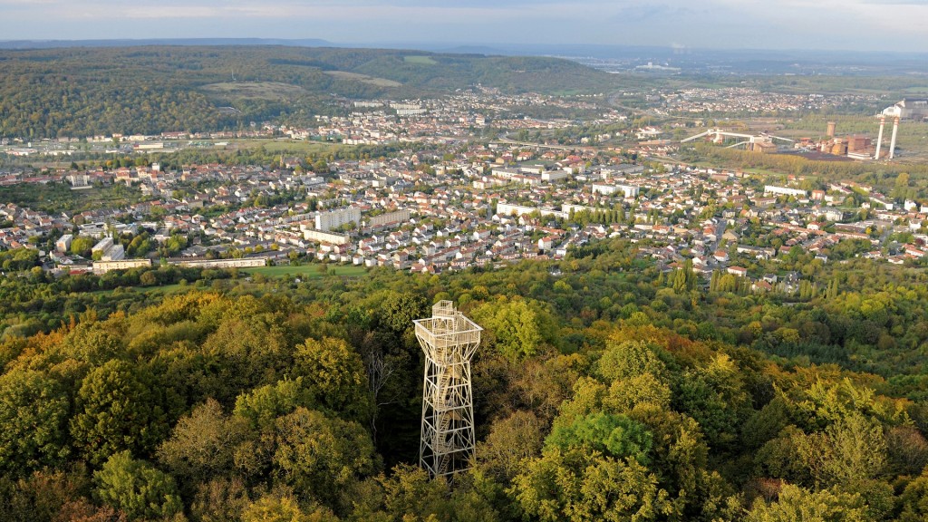Blick auf den Turm von Drince (Foto: Airdiasol-Rothan)