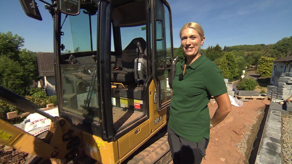 Foto: Julia Berdin auf der Baustelle