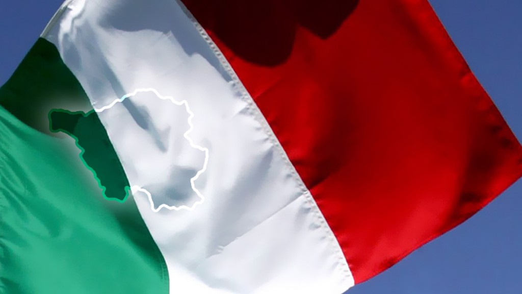 Italienische Nationalflagge vor der Saarlandkarte 