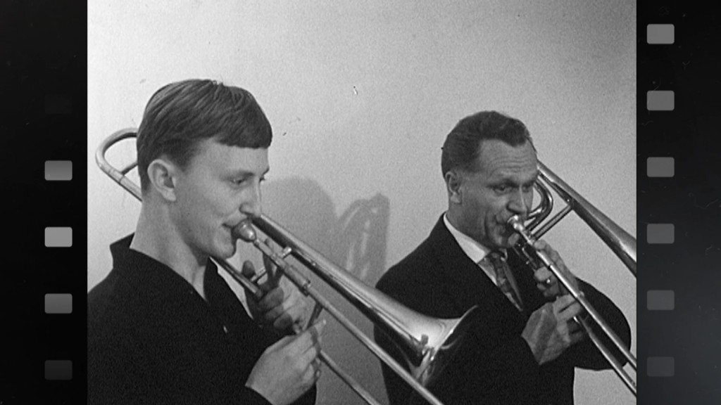 Foto: Zwei Männer mit Blasinstrumenten