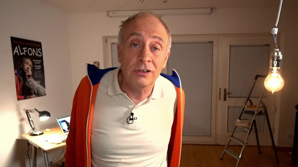 Der Kabarettist Alfons im Home-Office