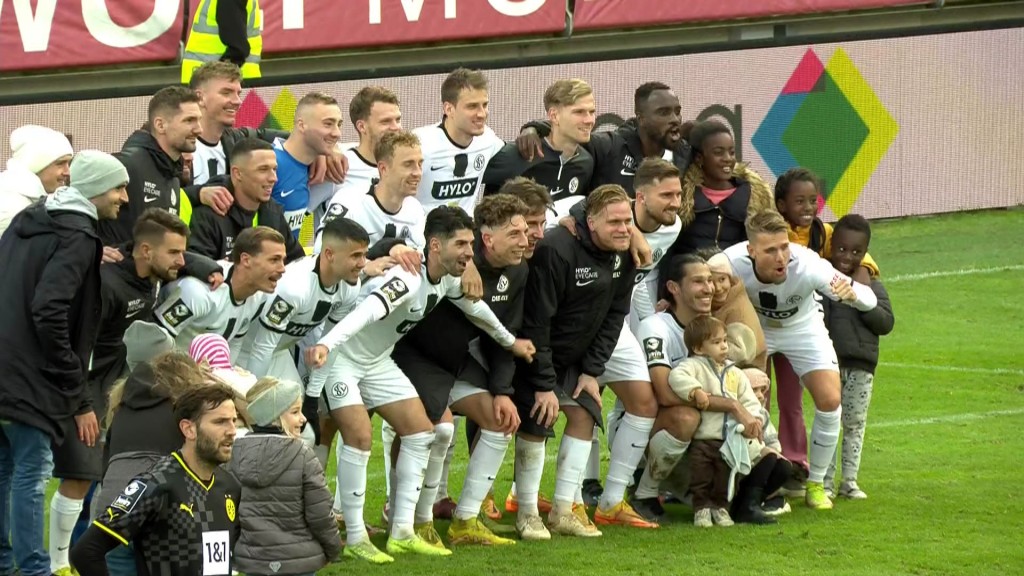 Foto: Gruppenbild der Mannschaft von SVE 