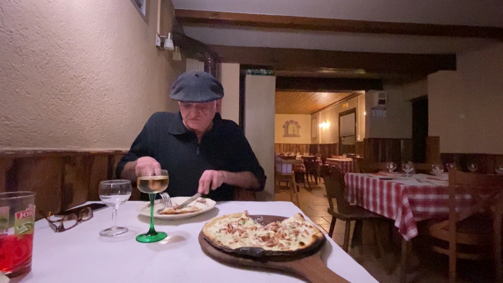Foto: Gastronaut Rolf Klöckner im Restaurant