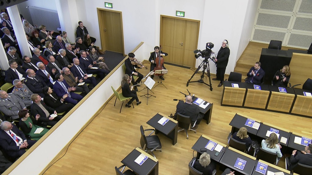 Feierstunde im saarländischen Landtag zu 75 Jahre saarländische Verfassung