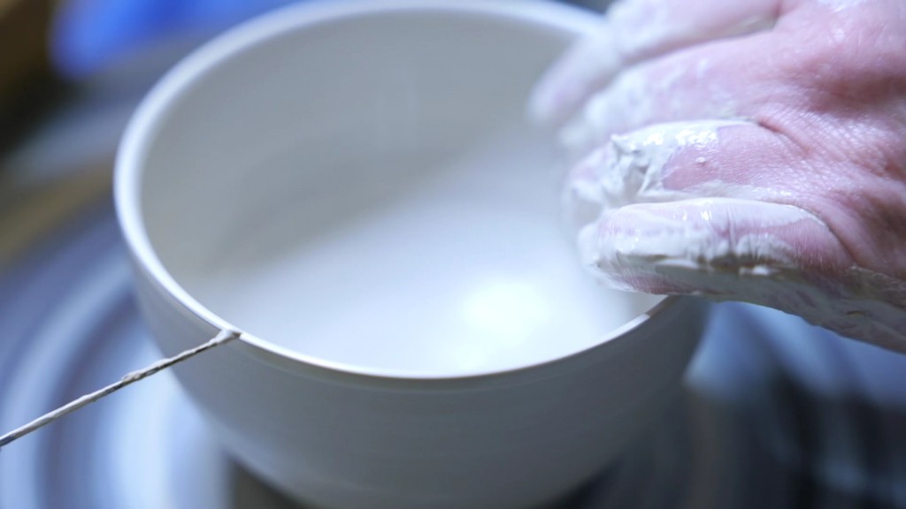 Foto: Hand an Schüssel