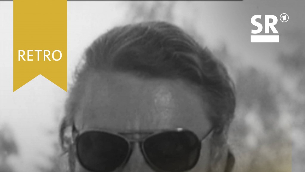 Heinz von Cramer mit Sonnenbrille