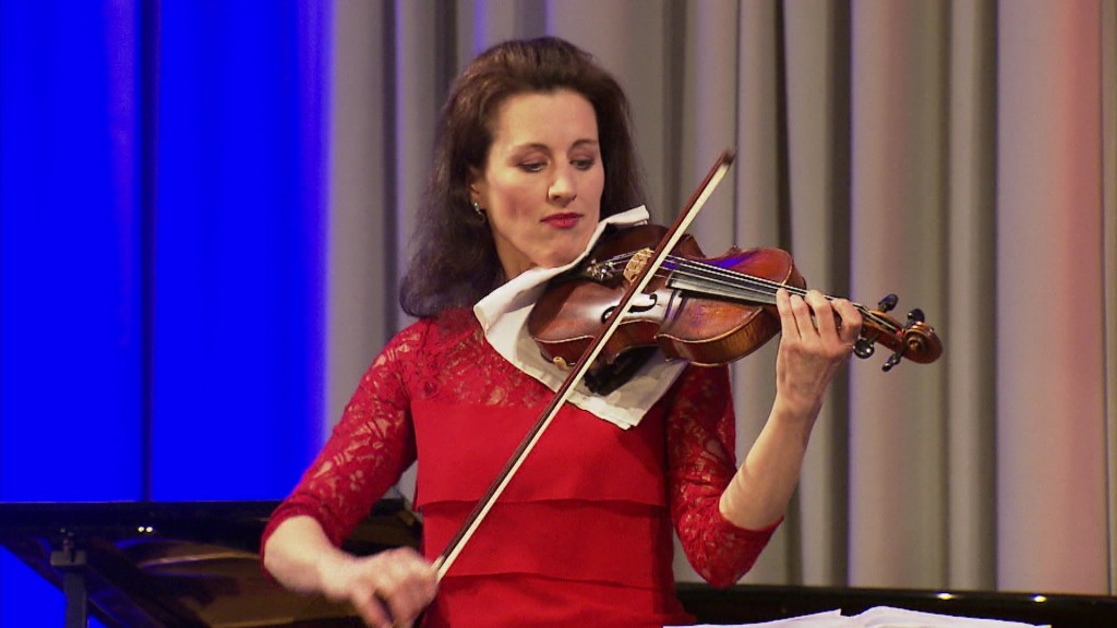 Foto: Frau mit Geige