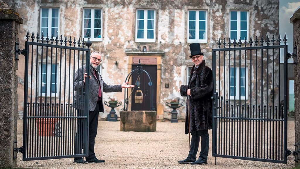 Klaus-Peter Fuß und Markus Felten vor ihrem Château Saint Nicolas 