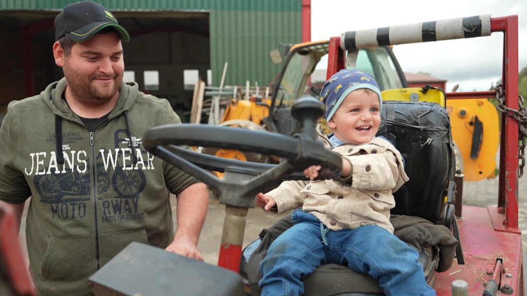 Foto: Kind auf Traktor