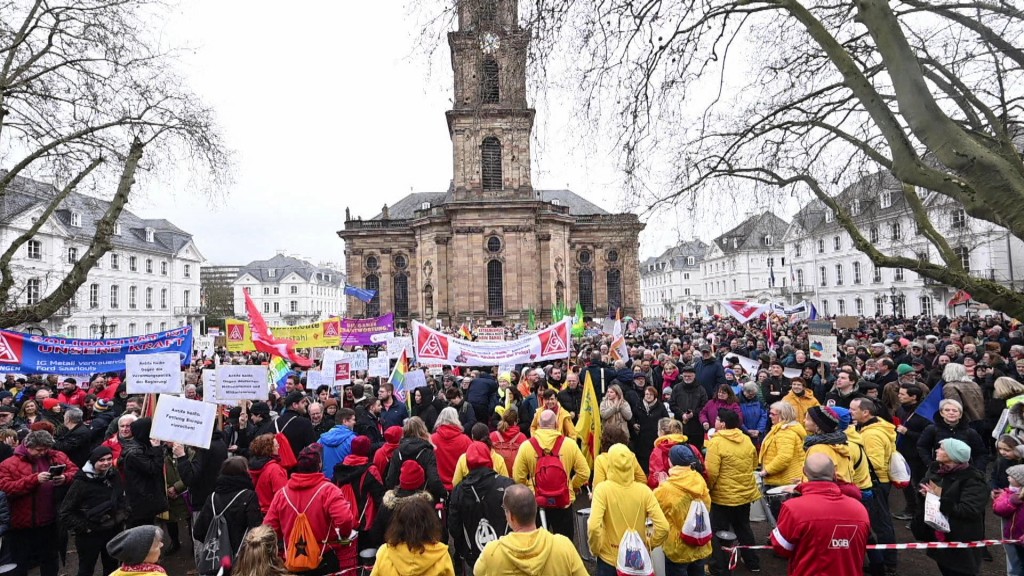 Foto: Demo gegen Rechts - Saarbrücken