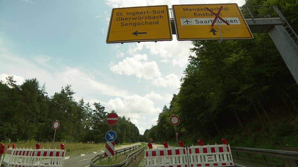 Foto: Straßensperrung bei St. Ingbert