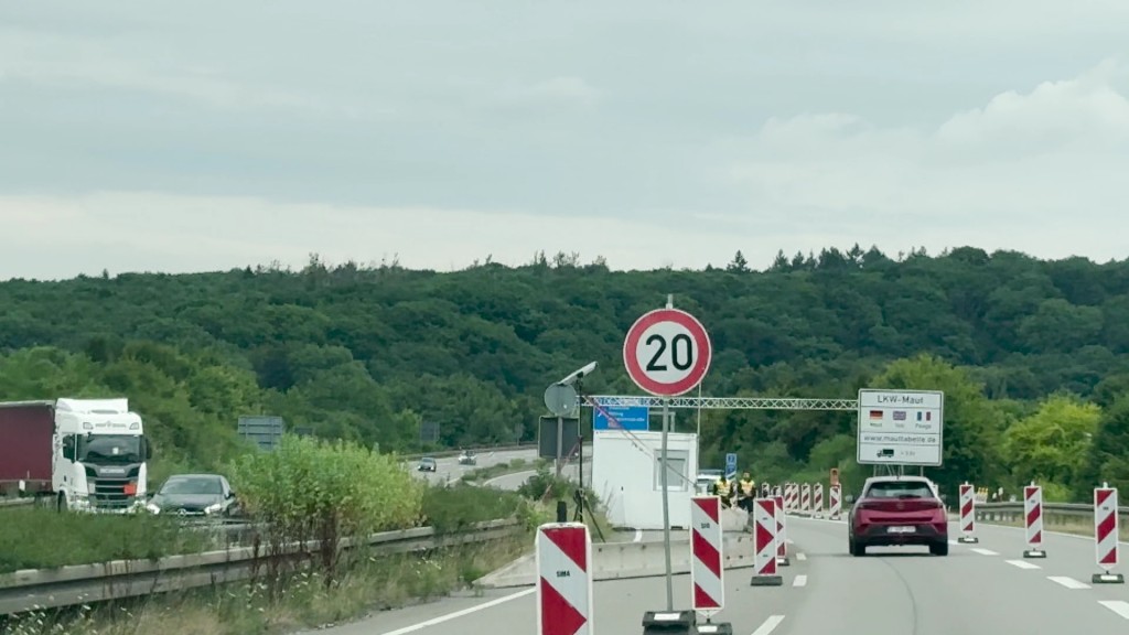 Foto: Grenzkontrollen auf der Autobahn nach Luxemburg, Tempo 20