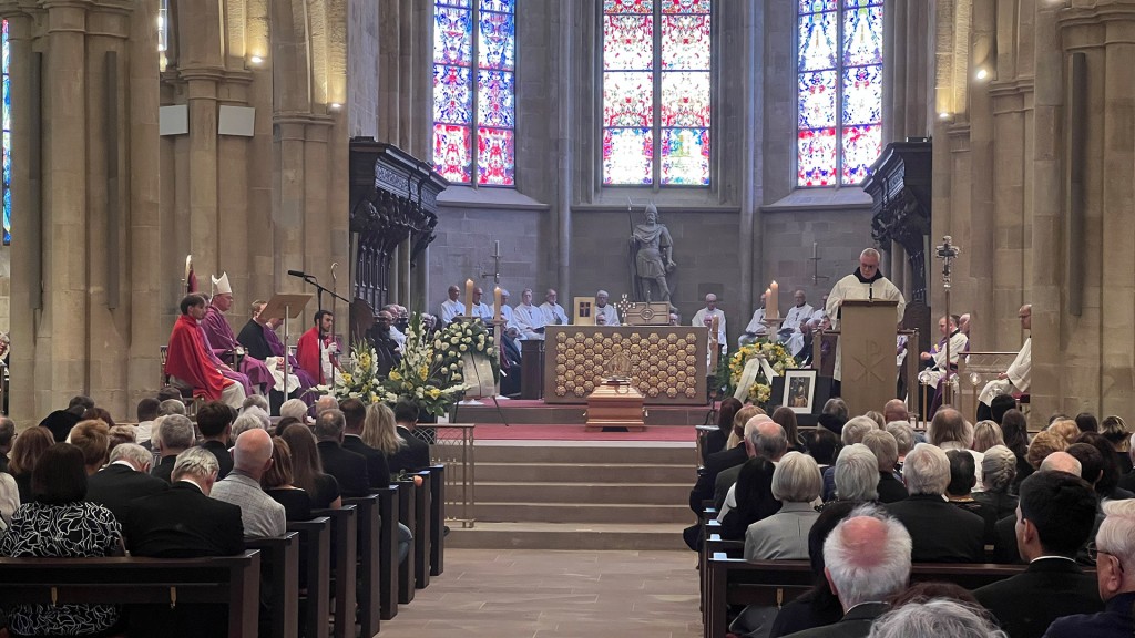 Beerdigung Abt Mauritius in der Tholeyer Abteikirche St. Mauritius 