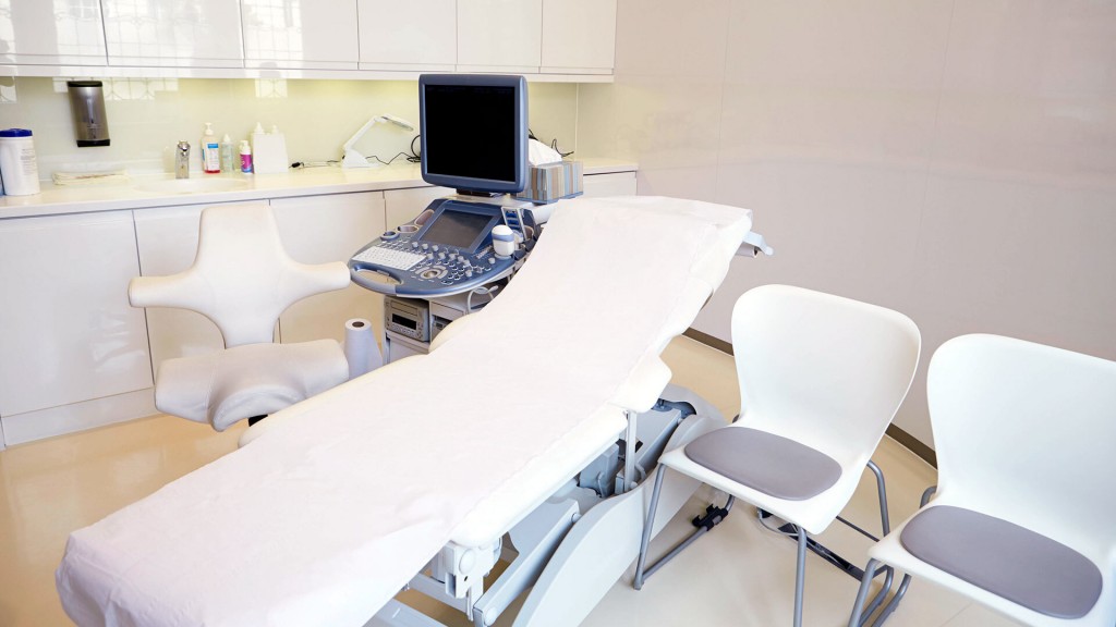 Behandlungszimmer in einergynäkologischen Praxis