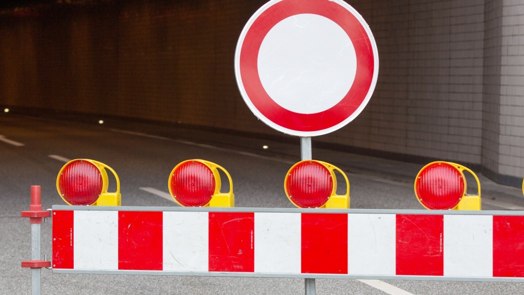 Symbolbild Sperrung Fahrbahn.