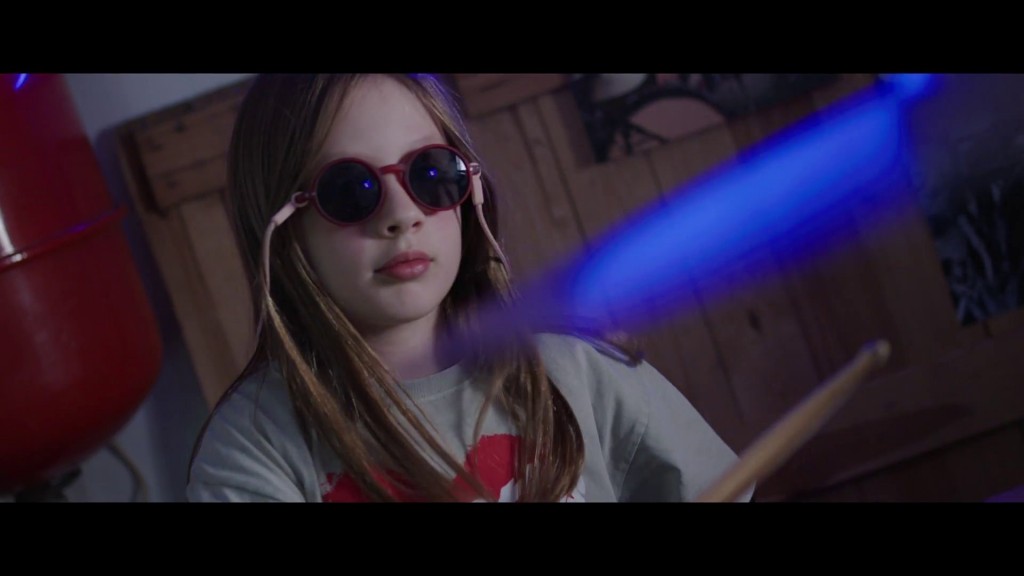 Foto: Nina träumt davon Schlagzeug in einer Band zu spielen