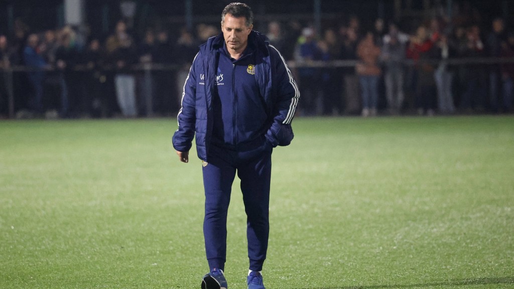 Alois Schwartz verlässt den Platz