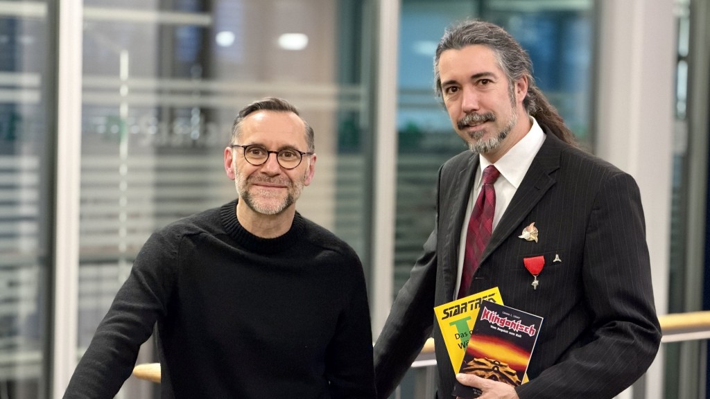 Moderator Uwe Jäger und Lieven L. Litaer