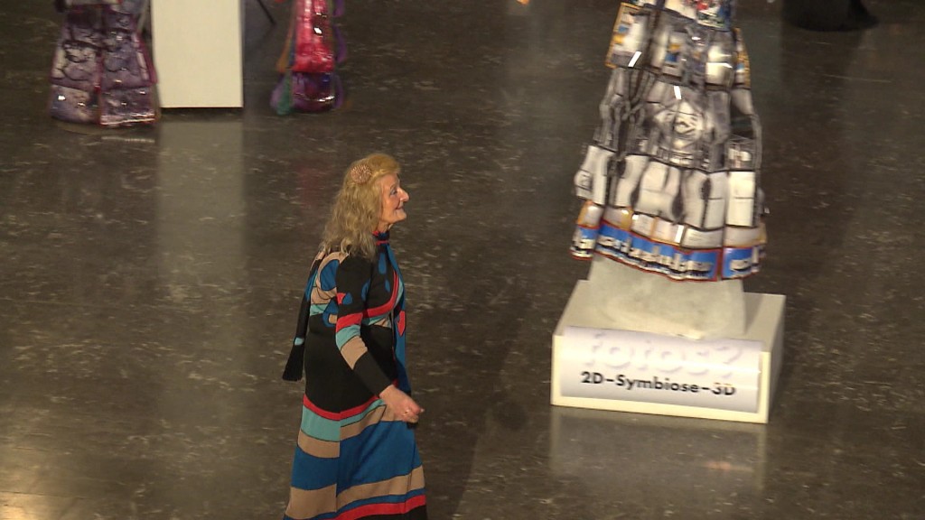 Foto: Textil-Künstlerin Magarete Palz