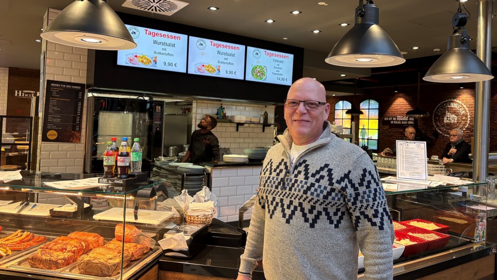 Romuald Hirtle in seiner Metzgerei in Neunkirchen