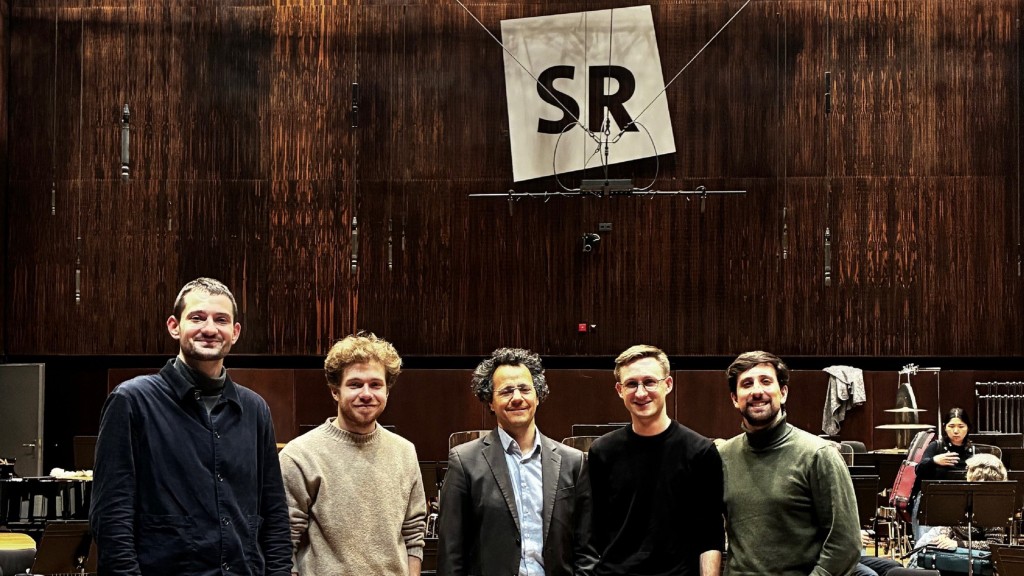 Die Teilnehmer der Saarbrücker Dirigierwerkstatt,  Philipp Schneider, Mats Thiersch, Prof. Manuel Nawri, Jasper Lecon, David Fernández Caravaca