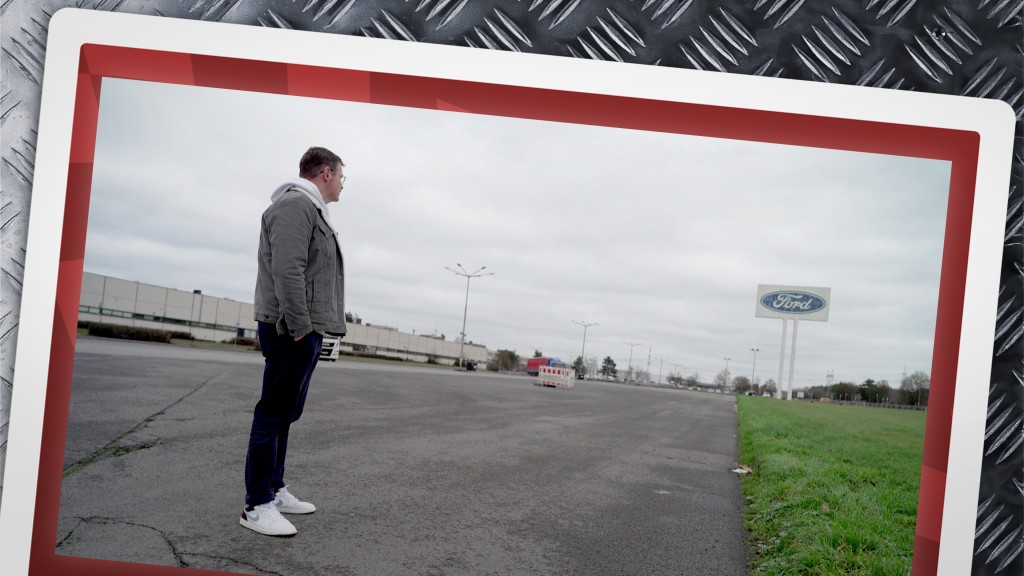 Foto: Andreas Thielen auf dem leeren Ford Parkplatz in Saarlouis