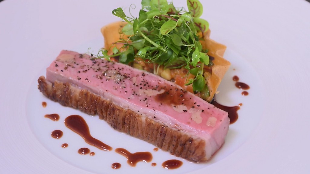 Foto: Lammrücken mit Ratatouille-Tart