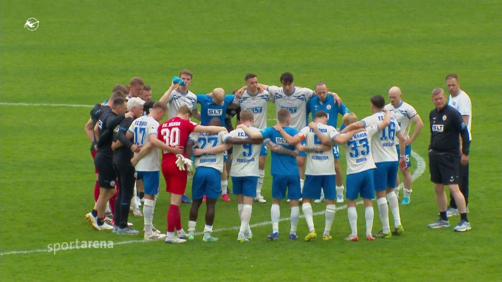 Rostocker Mannschaft nach dem Spiel gegen Schweinfurt