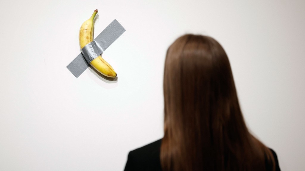 Die Banane von Maurizio Cattelan im Centre Pompidou, Metz