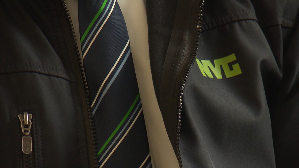 Foto: NVG Neunkircher Verkehrsbetriebe, Logo auf einer Jacke