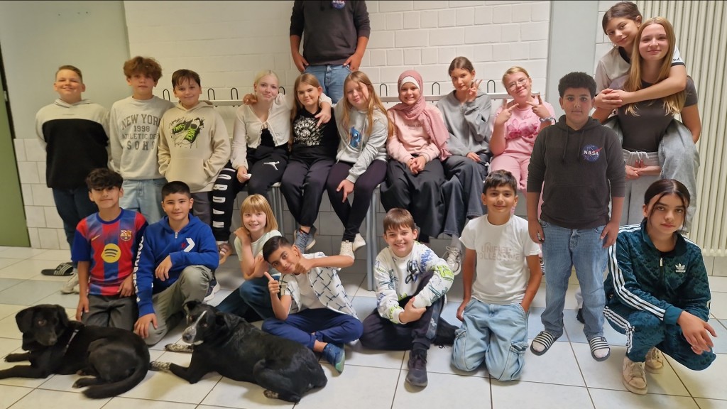 Schülerinnen und Schüler der Geimeinschaftsschule Eppelborn aus der Klasse 6a
