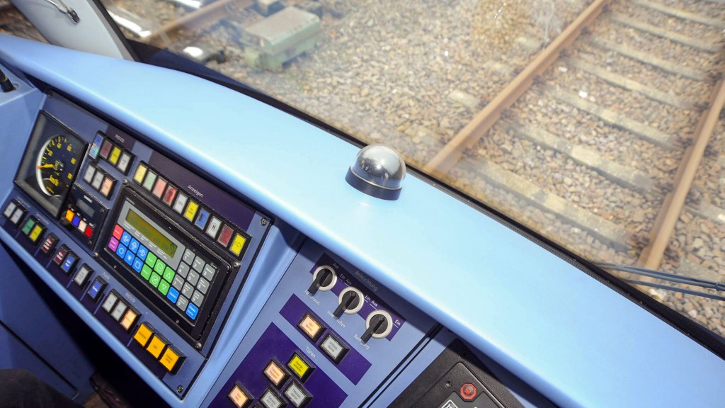 Fahrerkabine eines Saarbahn-Zuges
