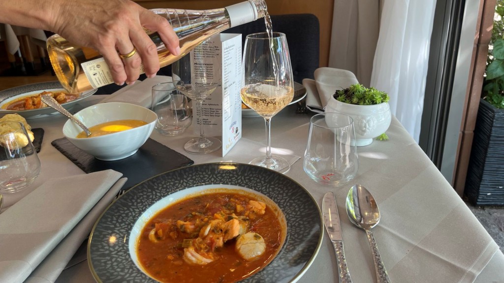 Leckere Soupe de poisson mit dazu passendem Rosé