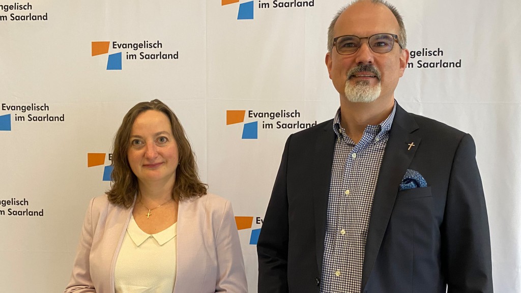Der neue Superintendent Markus Karsch und seine Stellvertreterin Juliane Opiolla 