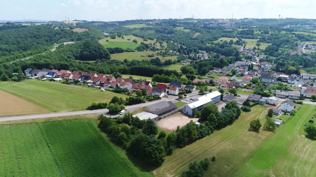 Blick auf Kutzhof (Foto: Alexander M. Groß)