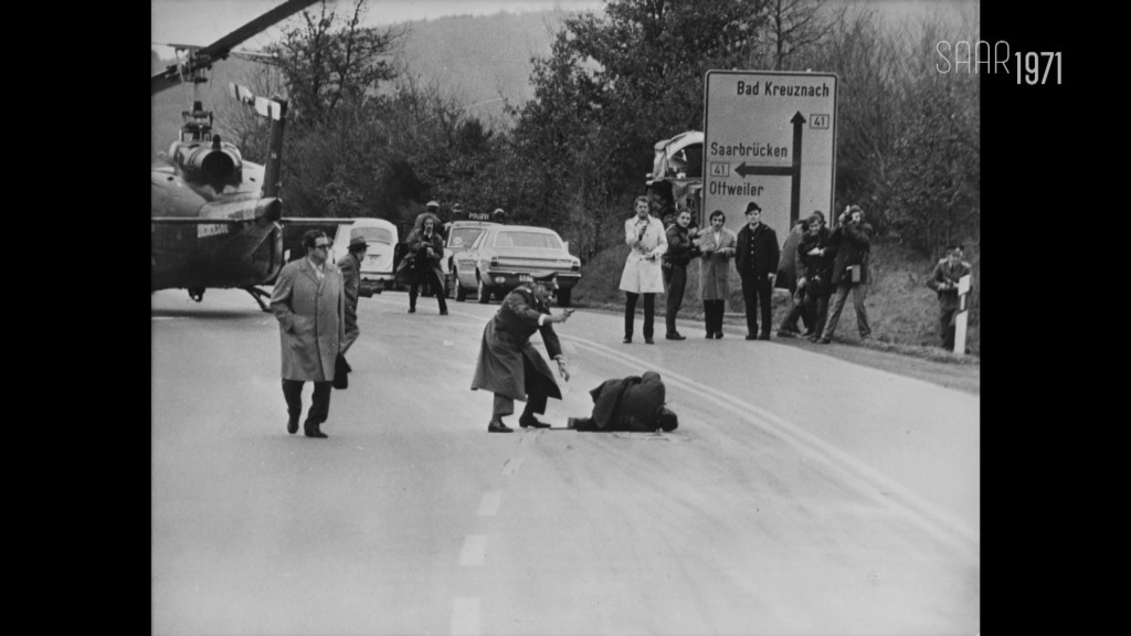 Foto: 1971 - In Baltersweiler beendet ein Schuss aus einer Polizeiwaffe eine Geiselnahme