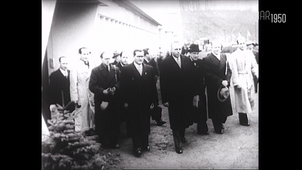Foto: 1950 - Die erste „Mustermesse der saarländischen Wirtschaft“ eröffnet auf dem Saarbrücker Schanzenberg
