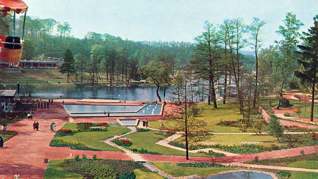 Der Deutsch-Französische Garten in Saarbrücken (Historische Postkarte) (Foto: SR/altes Postkartenmotiv)