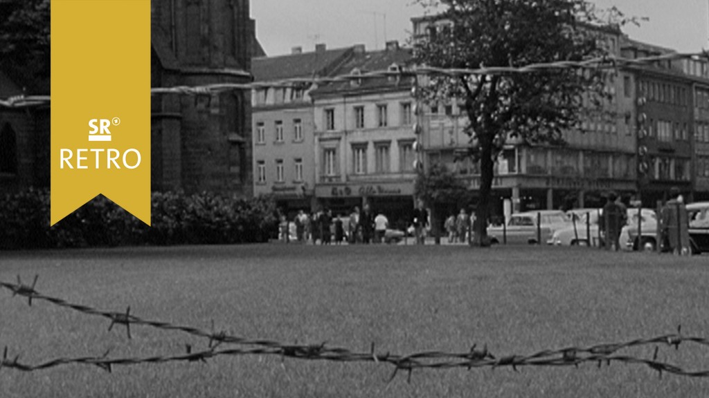 Foto: Stacheldraht an Johanneskirche in Saarbrücken