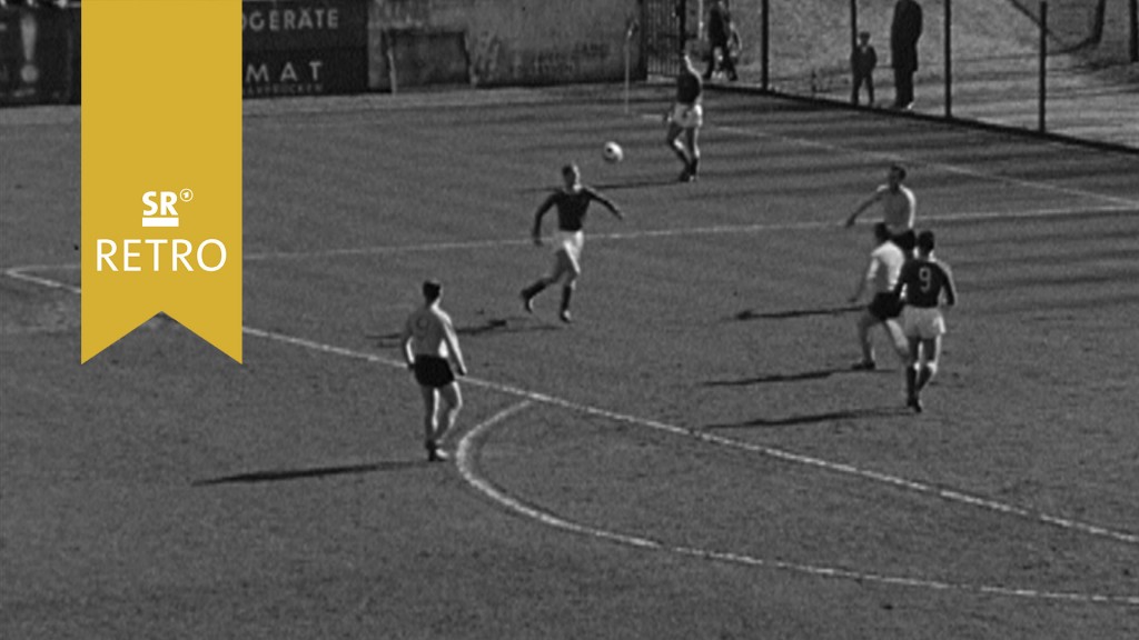 Foto: Fußball. 1. FC Saarbrücken - BSC Oppau