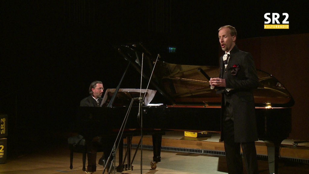 Bariton Peter Schöne und der Pianist Christoph Schnackerts (Foto: SR)