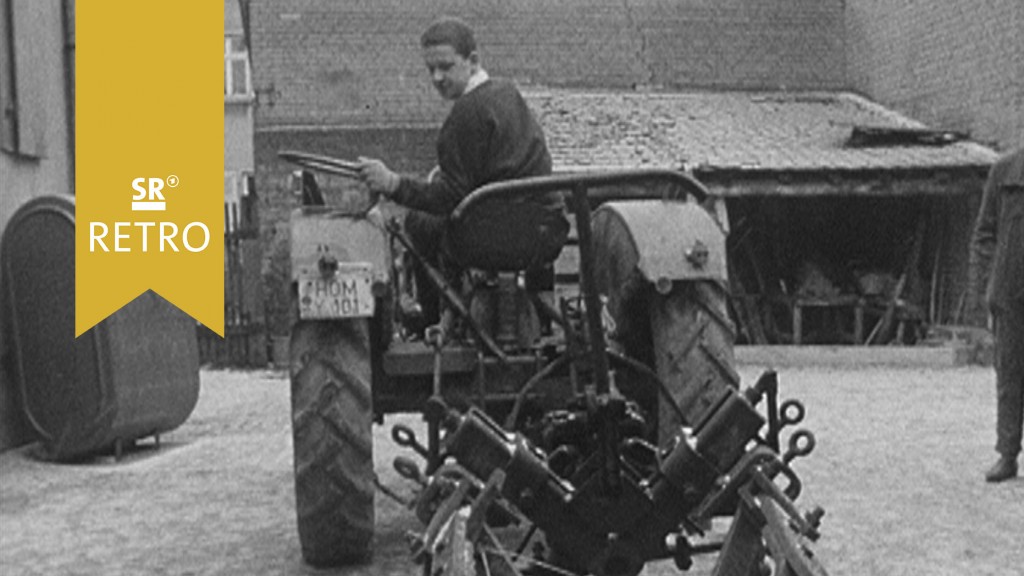 Foto: Landwirt auf Traktor