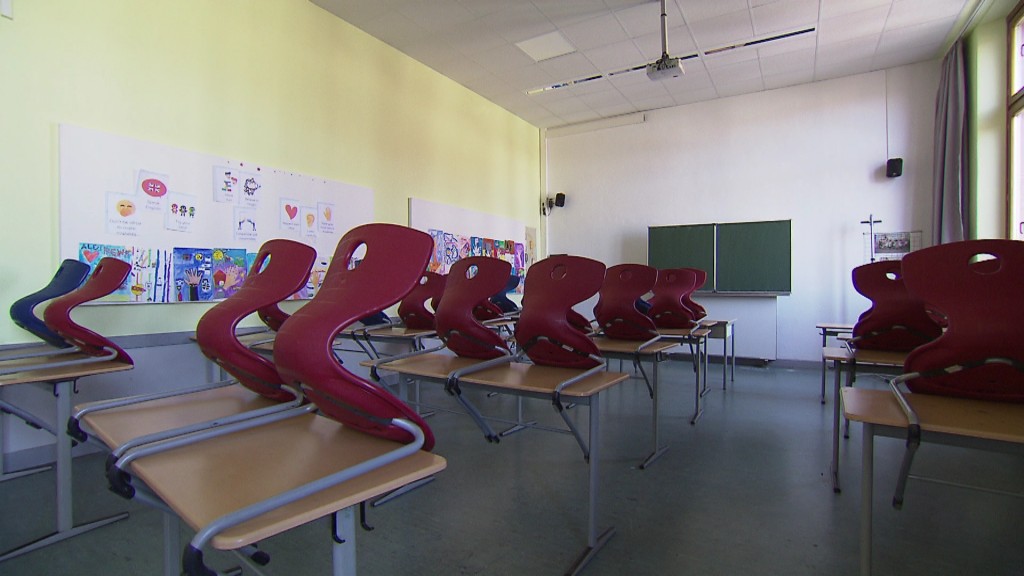 Der Streit um eine Lockdown-Lockerung um die Wiedereröffnung der Schulen in Deutschland geht weiter (Archivfoto: SR Fernsehen)