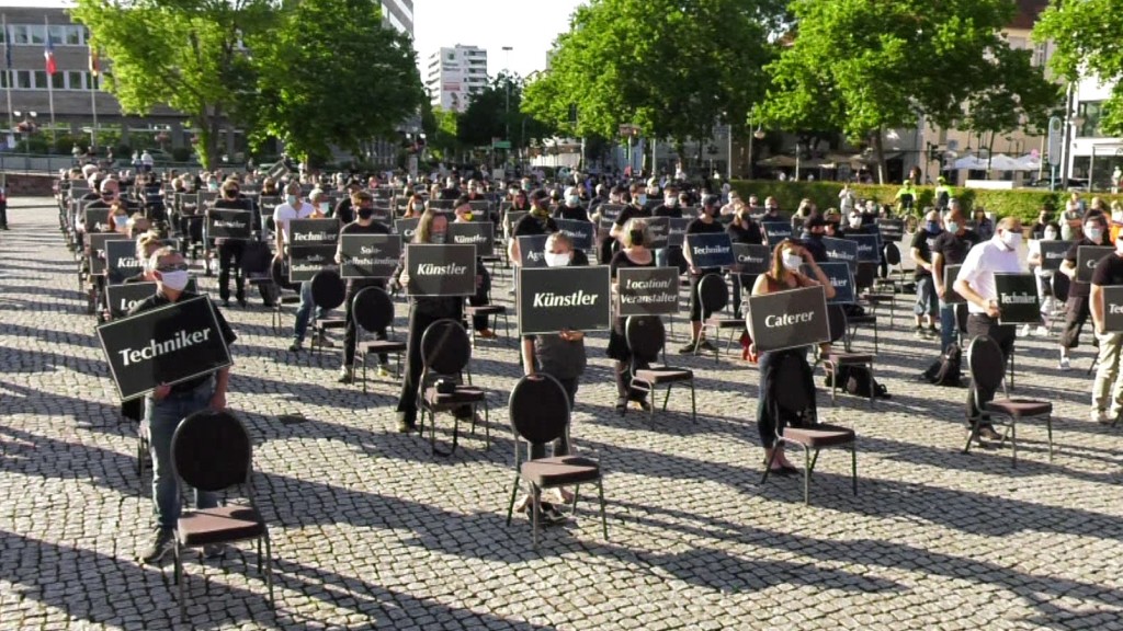 Symbolbild: Eine Protestaktion der Veranstaltungsbranche im Sommer 2020 in Saarbrücken (Archivfoto: SR Fernsehen)