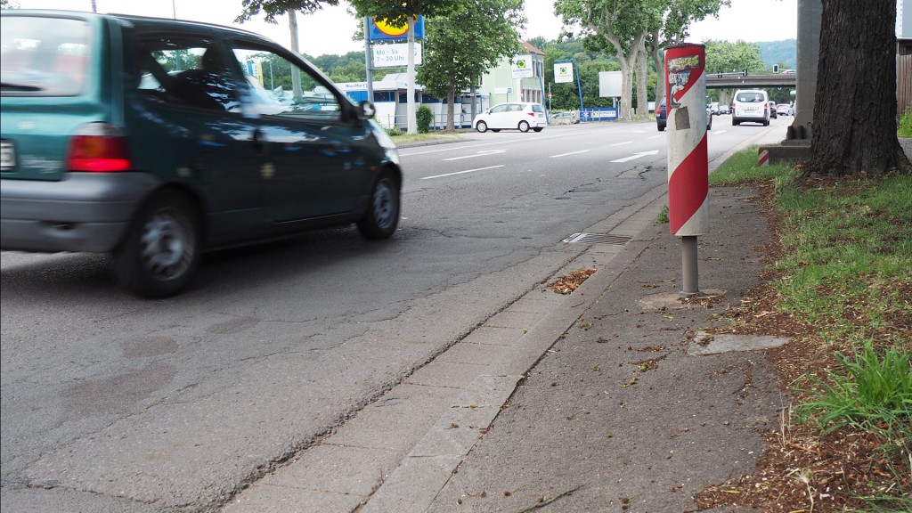 Häufiges Bild bei den Radwegen im Saarland: Plötzlich ist einfach Schluss (Foto: Beate Heitz)