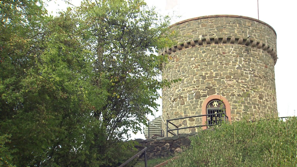 Ein Turm der Liebenburg in Namborn (Foto: SR Fernsehen)