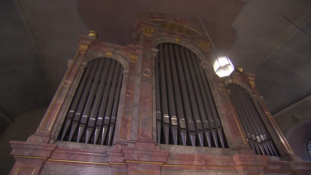 Symbolbild: die Orgelpfeifen in der Engelbertskirche in St. Ingbert (Arhcivfoto: SR Fernsehen)