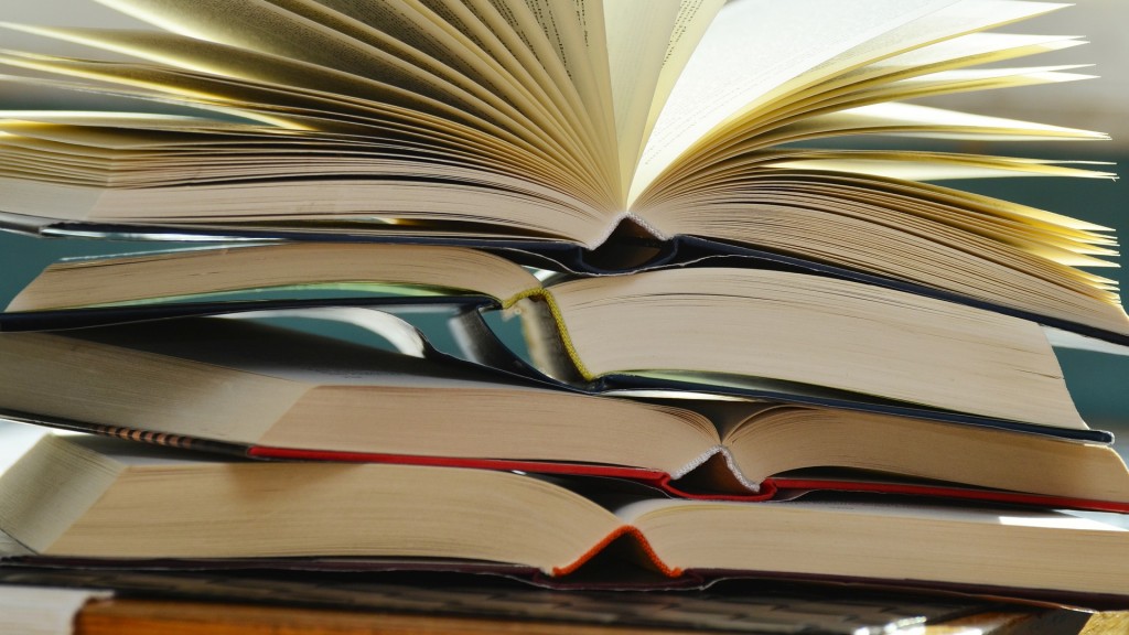 Bücherstapel (Foto: pixabay)