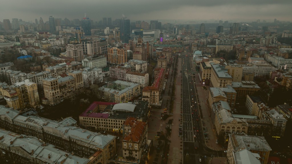 Blick auf die Stadt Kiew. (Foto: picture alliance/dpa/AP | Emilio Morenatti)
