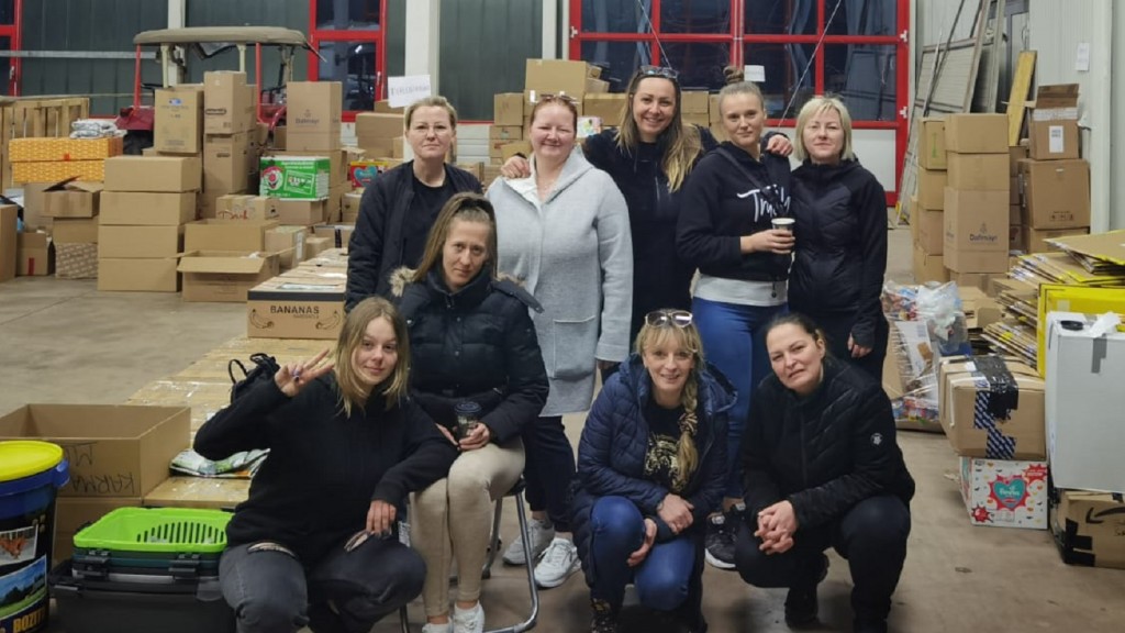 Das Helferinnen-Team in Schwalbach unterstützt ukrainische Flüchtlinge in Polen (Foto: Kamila Zurawska)